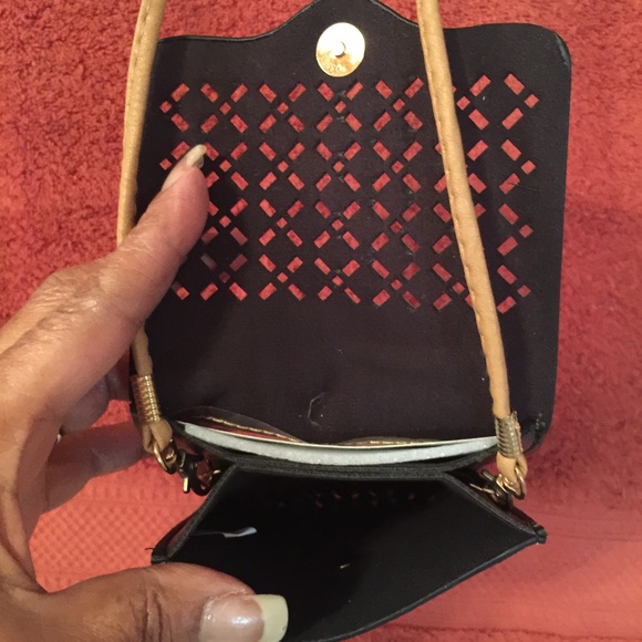 Cell phone bag - Picture 3 of 5